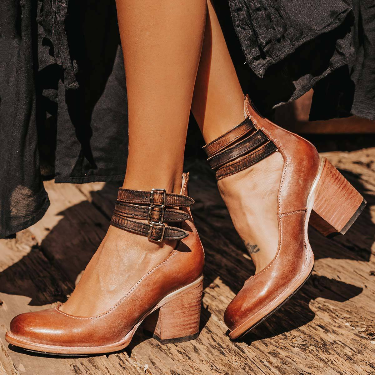 MARCO & BIANCA MILANO | CLARA TACCHI CLASSICI VINTAGE DONNA