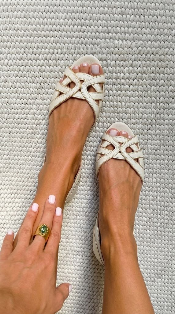 MARCO & BIANCA MILANO | CAMILLA SANDALI INTRECCIATI CREMA ELEGANTE