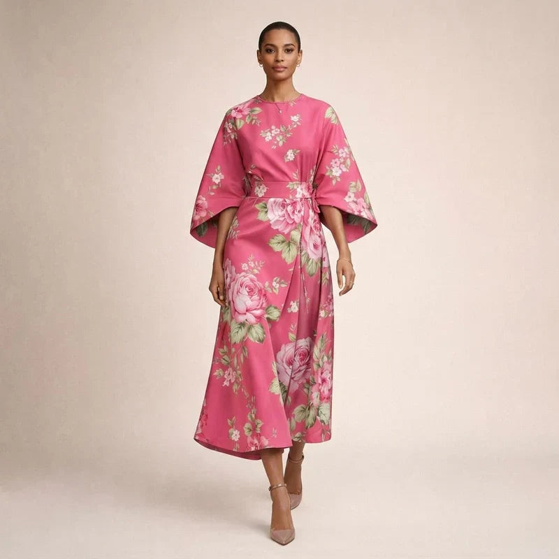 CLEMENTINE | Florales Midi mit sculptierter Taille und luftiger Eleganz