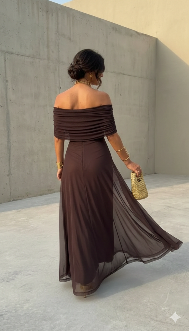 Uma | Abito lungo fluido dal design elegante
