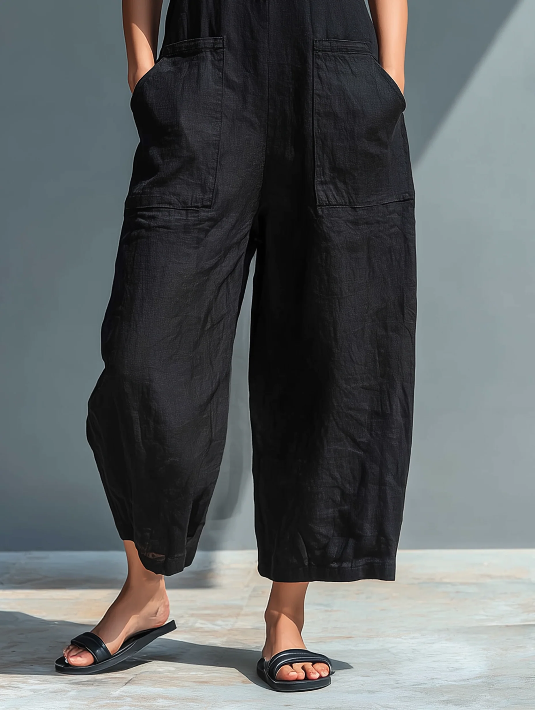 MARCO & BIANCA MILANO | LOTTE SALOPETTE MINIMALISTA SENZA MANICHE DONNA
